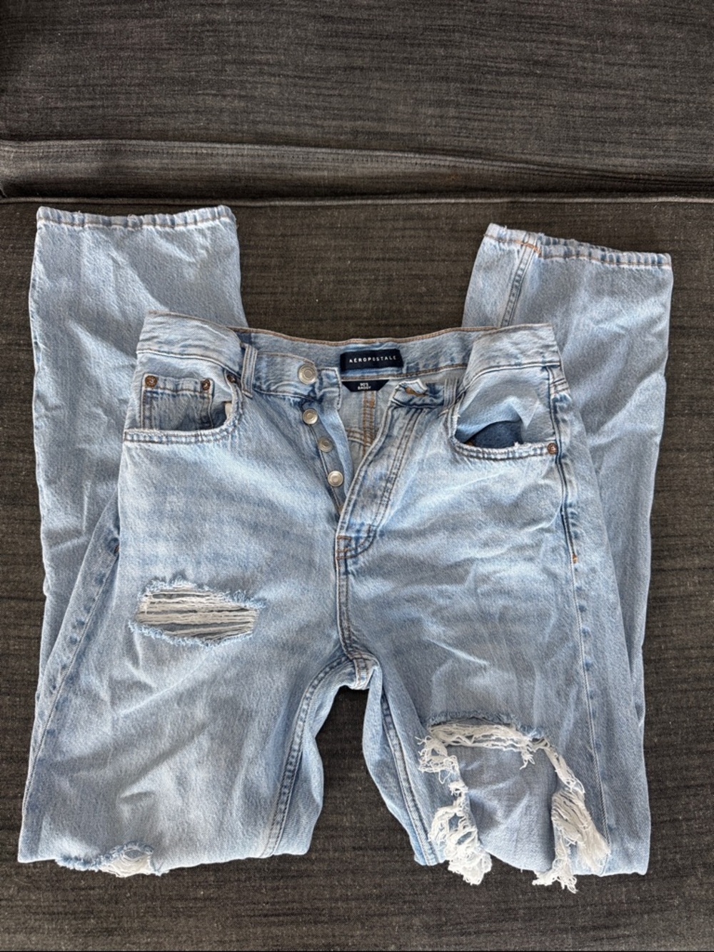 Aeropostale Light Wash Ripped 90’s Baggy Jeans